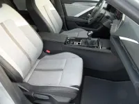 Gebraucht Opel Astra Elegance 131 PS (96 kW) 2023 Silber metallic Kleinwagen