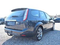 Gebraucht Ford Focus Titanium 145 PS (106 kW) 2008 Grau Limousine