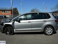 Gebraucht VW Golf Sportsvan Sound 116 PS (85 kW) 2017 Silber metallic Van / Kleinbus