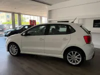 Gebraucht VW Polo Highline 90 PS (66 kW) 2017 Weiß Kleinwagen