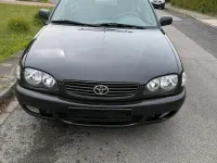 Używany Toyota Corolla 2002 Czarny Hatchback