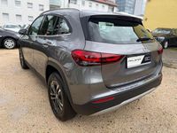 Gebraucht Mercedes GLA180 116 PS (85 kW) 2023 Mountaingrau SUV