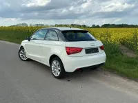 Gebraucht Audi A1 86 PS (63 kW) 2010 Weiß Kleinwagen