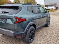 Neu Dacia Duster Extreme 140 PS (102 kW) 2025 Grün SUV