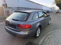 Gebraucht Audi A4 Ambiente 143 PS (105 kW) 2011 Grau Kombi