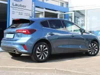 Gebraucht Ford Focus Titanium 125 PS (91 kW) 2024 Chromablau Limousine