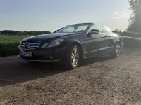 Gebraucht Mercedes E200 184 PS (135 kW) 2010 Schwarz Cabrio