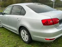Gebraucht VW Jetta 105 PS (77 kW) 2015 Silber Limousine