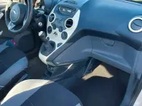 Gebraucht Ford Ka Trend 69 PS (50 kW) 2014 Weiß Kleinwagen