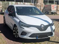 Gebraucht Renault Clio SE 67 PS (49 kW) 2023 Weiß Kleinwagen