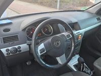 Gebraucht Opel Astra Innovation 205 PS (150 kW) 2007 Silber Kombi