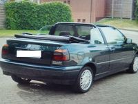 Second-hand VW Golf 90 CP (66 kW) 1994 Verde Cabrio