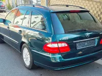 Gebraucht Mercedes E200 163 PS (119 kW) 2005 Grün Kombi