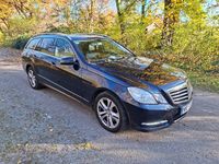 Gebraucht Mercedes E250 Avantgarde 204 PS (150 kW) 2012 Blau Kombi