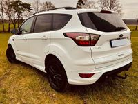 Gebraucht Ford Kuga ST-Line 182 PS (133 kW) 2016 Weiß SUV
