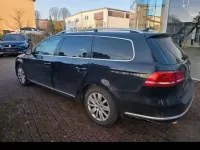 Gebraucht VW Passat 140 PS (102 kW) 2011 Schwarz Kombi