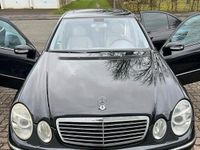Gebraucht Mercedes E320 204 PS (150 kW) 2005 Schwarz Limousine