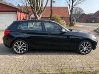 Gebraucht BMW 118 Advantage 136 PS (100 kW) 2017 Schwarz Kleinwagen