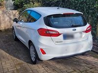 Gebraucht Ford Fiesta Trend 71 PS (52 kW) 2018 Weiß Kleinwagen