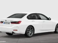 Gebraucht BMW 320 Sport Line 190 PS (139 kW) 2023 Weiß Limousine