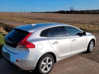Gebraucht Volvo V40 120 PS (88 kW) 2014 Silber Limousine
