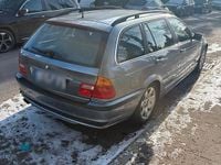 Gebraucht BMW 325 192 PS (141 kW) 2004 Grau Kombi