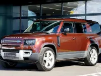 Gebraucht Land Rover Defender First Edition 400 PS (294 kW) 2023 Rot SUV