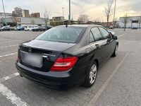 Second-hand Mercedes C180 156 CP (114 kW) 2011 Negru Berlinǎ