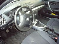 Gebraucht BMW 116 122 PS (89 kW) 2010 Schwarz Kleinwagen