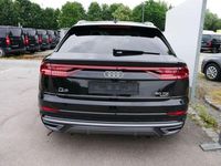 Gebraucht Audi Q8 S-Line 286 PS (210 kW) 2022 Mythosschwarz metallic SUV