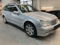 Gebraucht Mercedes C220 Elegance 150 PS (110 kW) 2006 Silber Kombi