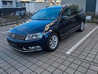 Gebraucht VW Passat Highline 170 PS (125 kW) 2012 Blau Kombi