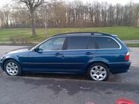 Gebraucht BMW 318 150 PS (110 kW) 2004 Blau Kombi