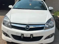 Gebraucht Opel Astra GTC 114 PS (83 kW) 2008 Weiß Coupé