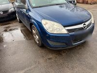 Gebraucht Opel Astra 90 PS (66 kW) 2009 Kombi