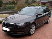 Gebraucht Skoda Superb Elegance 170 PS (125 kW) 2014 Braun Kombi
