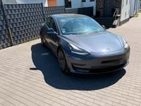 Usado Tesla Model 3 Standard Range Plus 264 kW (359 CV) 2020 Plateado Berlina