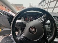 Gebraucht VW Passat 150 PS (110 kW) 2015 Braun Kombi