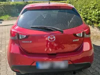 Gebraucht Mazda 2 Exclusive-Line 90 PS (66 kW) 2016 Rot Kleinwagen