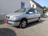 Gebraucht Opel Zafira 125 PS (91 kW) 2003 Silber Van / Kleinbus