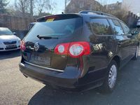 Gebraucht VW Passat Trendline 110 PS (80 kW) 2010 Schwarz Kombi