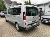 Gebraucht Nissan NV300 146 PS (107 kW) 2017 Mercury grey (m) Van