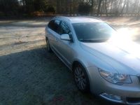 Second-hand Skoda Superb Elegance 190 CP (139 kW) 2011 Argintiu Break