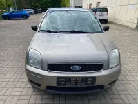 Gebraucht Ford Fusion 101 PS (74 kW) 2004 Gold Kleinwagen