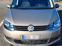 Gebraucht VW Sharan Sound 150 PS (110 kW) 2017 Braun Van / Kleinbus
