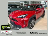 Neu Toyota Yaris Cross 131 PS (96 kW) 2026 Rot SUV