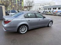 Gebraucht BMW 525 177 PS (130 kW) 2004 Grau Limousine