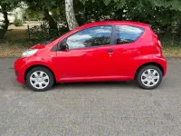 Gebraucht Peugeot 107 68 PS (50 kW) 2009 Rot Kleinwagen
