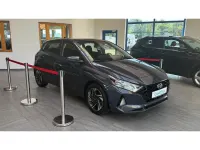 Gebraucht Hyundai i20 Edition+ 101 PS (74 kW) 2023 Unbekannt (metallic) Kleinwagen