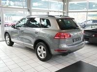 Gebraucht VW Touareg 245 PS (180 kW) 2014 Grau SUV